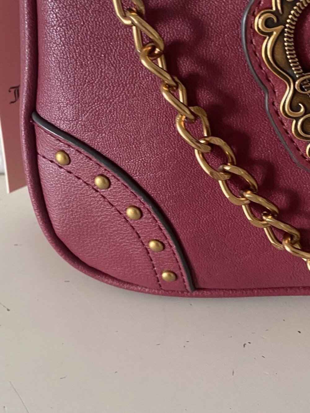 Juicy Couture In Her Juicy Era Convertible Wristlet Mini Bag Purse Cranberry NEW - Picture 4 of 12